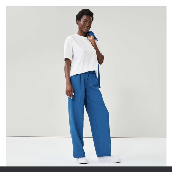 Joe Fresh Essential Trouser - Picture 3 of 3